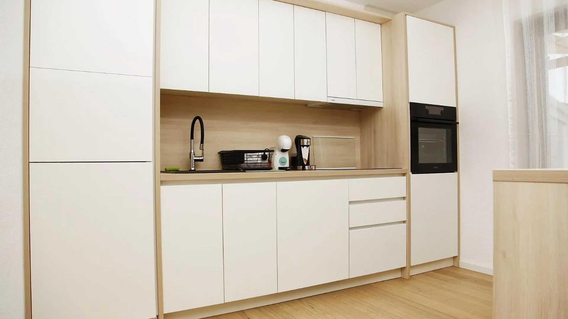 Apartment Zaza - Home & Style - King Bed, Modern, Parking Privlaka  Kroatien